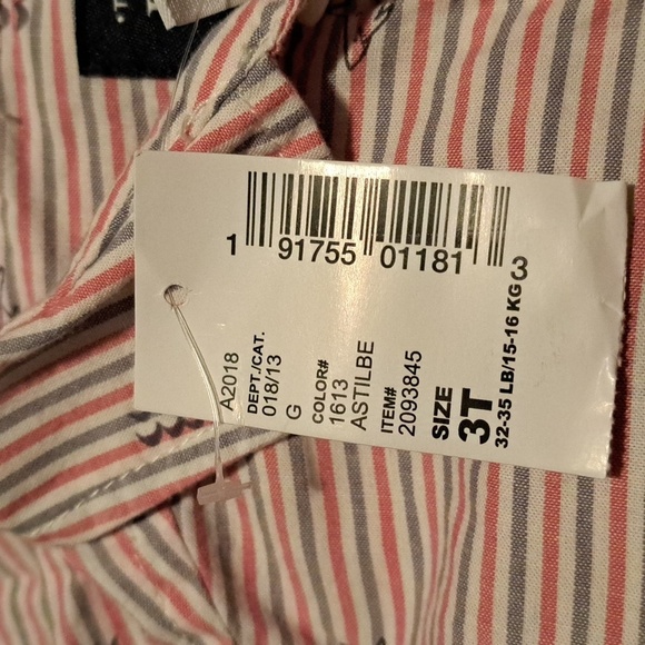 The Children's Place boys size 3T red, white & gray button up shark shirt, New - Picture 2 of 5